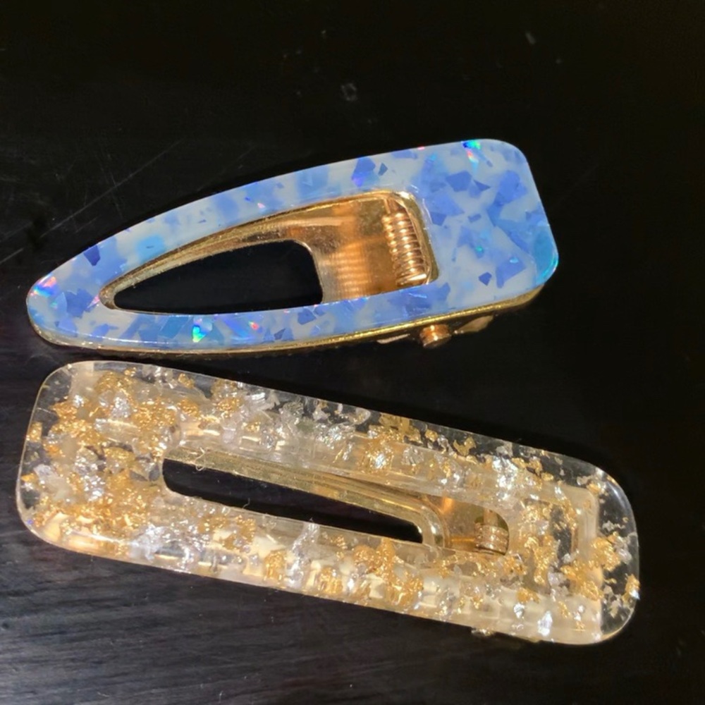 Light Blue W/ Blue Specks & Gold Hair Barrette Set